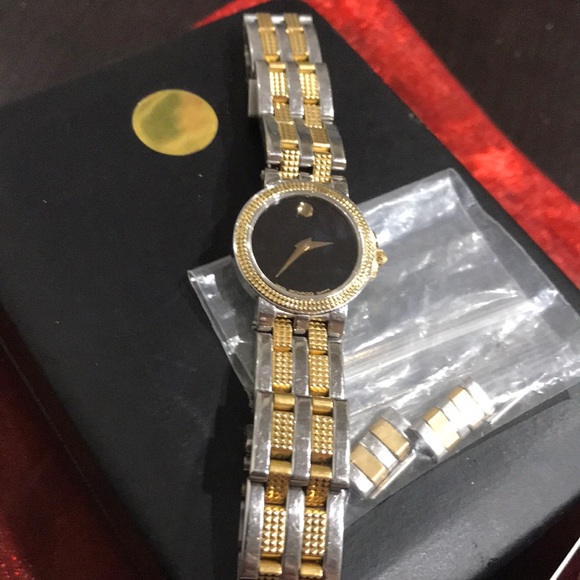 MOVADO LADIES  WATCH - Picture 2 of 5